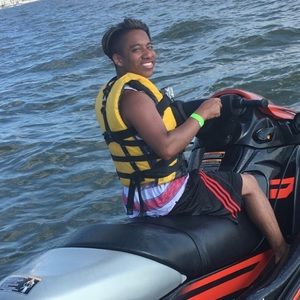 Meet your Posher, Marcus